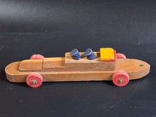 altes Holzspielzeug - Bauhaus