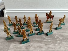 20 Wehrmacht Holz Soldaten