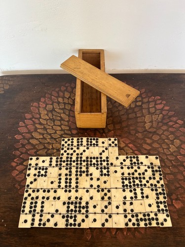 Domino spiel aus bein antik - spiel,