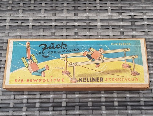 Altes holzspielzeug zuck der - altes,