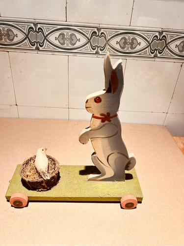 Altes holzspielzeug hase zum - hase,
